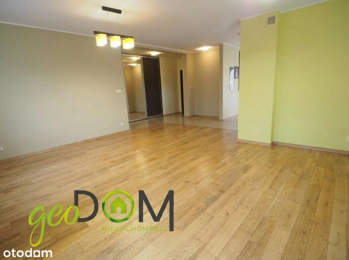 Widok modern living room indoor edytowany przez AI dla Piękny Dom w Warszawie.